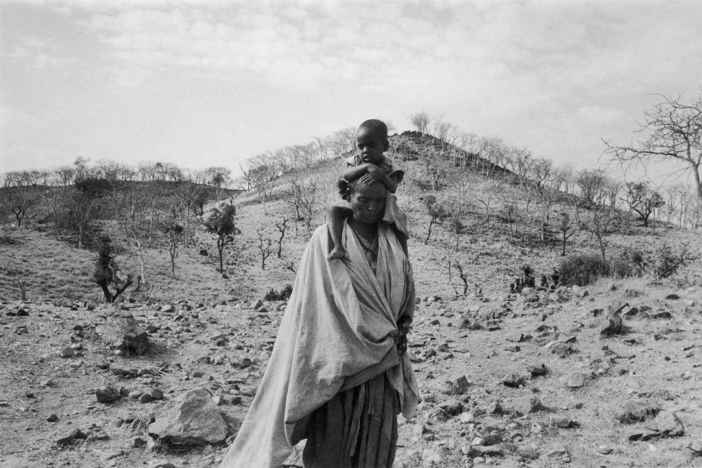 Etiopía 1984. Fuente: Sebastiao Salgado y Médicos Sin Fronteras.
