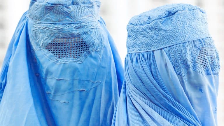 Los testimonios de las mujeres afganas bajo el control talibán