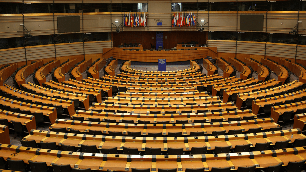 el-parlamento-europeo-respalda-crear-una-fuerza-militar-de-reaccion-rapida