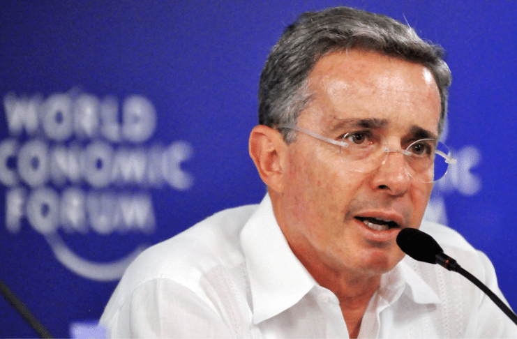 la-fiscalia-de-colombia-llevara-a-juicio-al-expresidente-alvaro-uribe-por-presunto-soborno-de-testigos