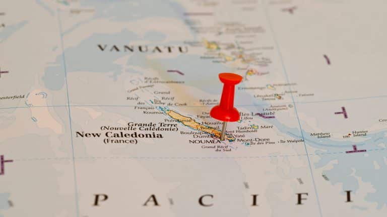 Francia retira el estado de emergencia en Nueva Caledonia