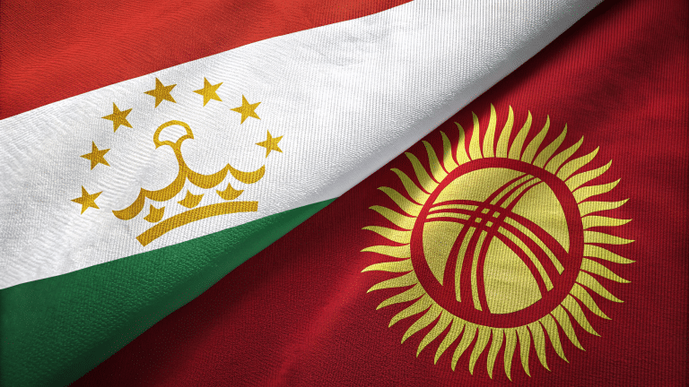 Kirguistán y Tayikistán firman un acuerdo histórico para resolver su disputa fronteriza centenaria