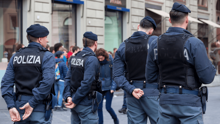 La Policía italiana captura en el sur del país a capo mafioso huido desde 2020