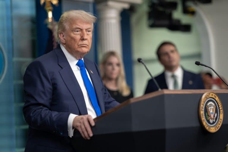 El Supremo de EEUU frena las cautelares nacionales contra las órdenes de Trump