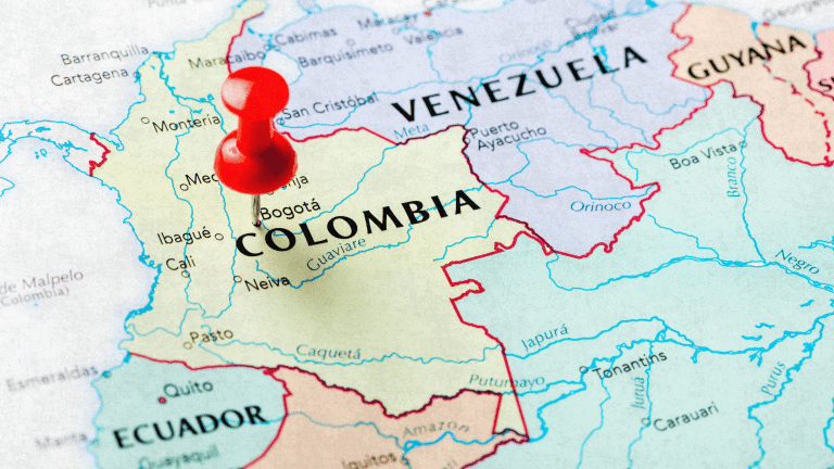 Exjefes de las FARC reconocen que reclutaron forzosamente a 18.000 niños durante el conflicto