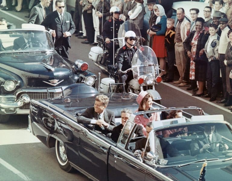 La CIA admite que un experto en guerra psicológica contactó con Oswald antes del asesinato de Kennedy