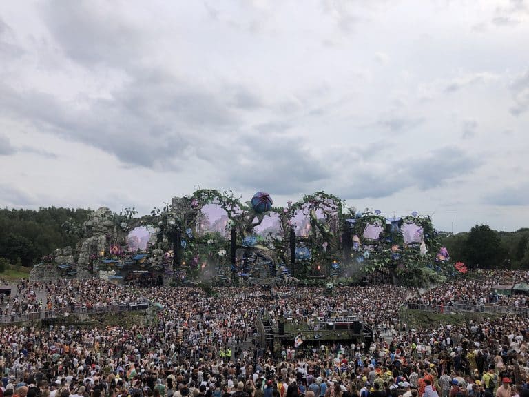 Bélgica interroga a dos soldados israelíes presentes en Tomorrowland por presuntos crímenes de guerra