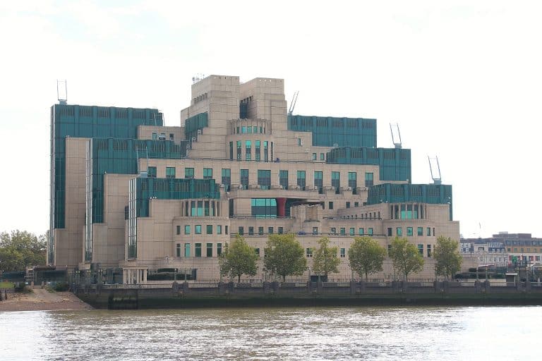 La Inteligencia británica abre un portal en la ‘dark web’ para reclutar cooperantes