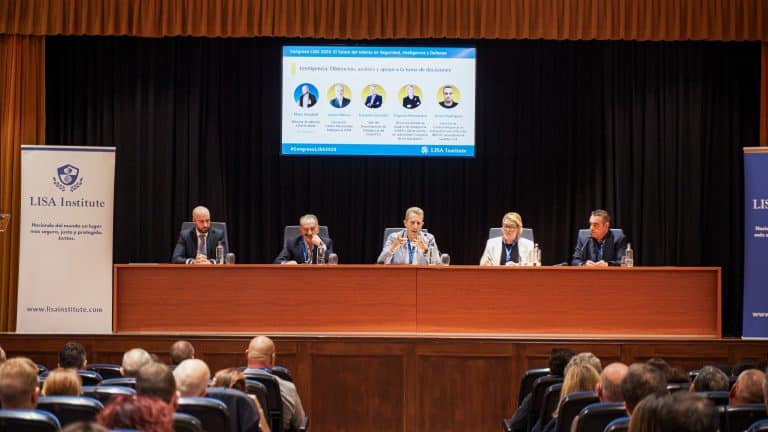 Mesa redonda #2 – Inteligencia: obtención, análisis y apoyo a la toma de decisiones