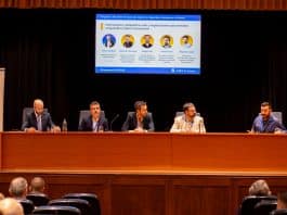 Mesa 4. De izquierda a derecha: Marc Vendrell, Alejandro Remesal, Diego Uriel, Daniel Iriarte y Alejandro López.