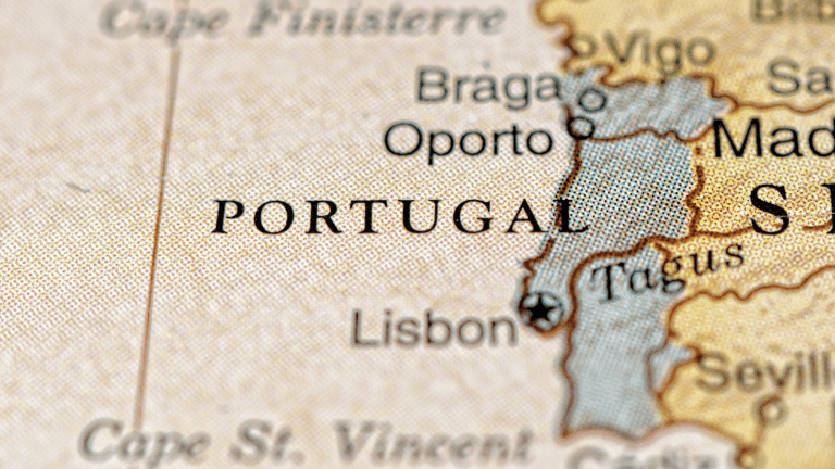 Incautadas 1,7 toneladas de cocaína en una embarcación con destino a la península Ibérica