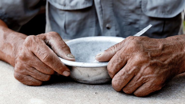 El PMA alerta que más de 300 millones de personas afrontarán hambre en 2026