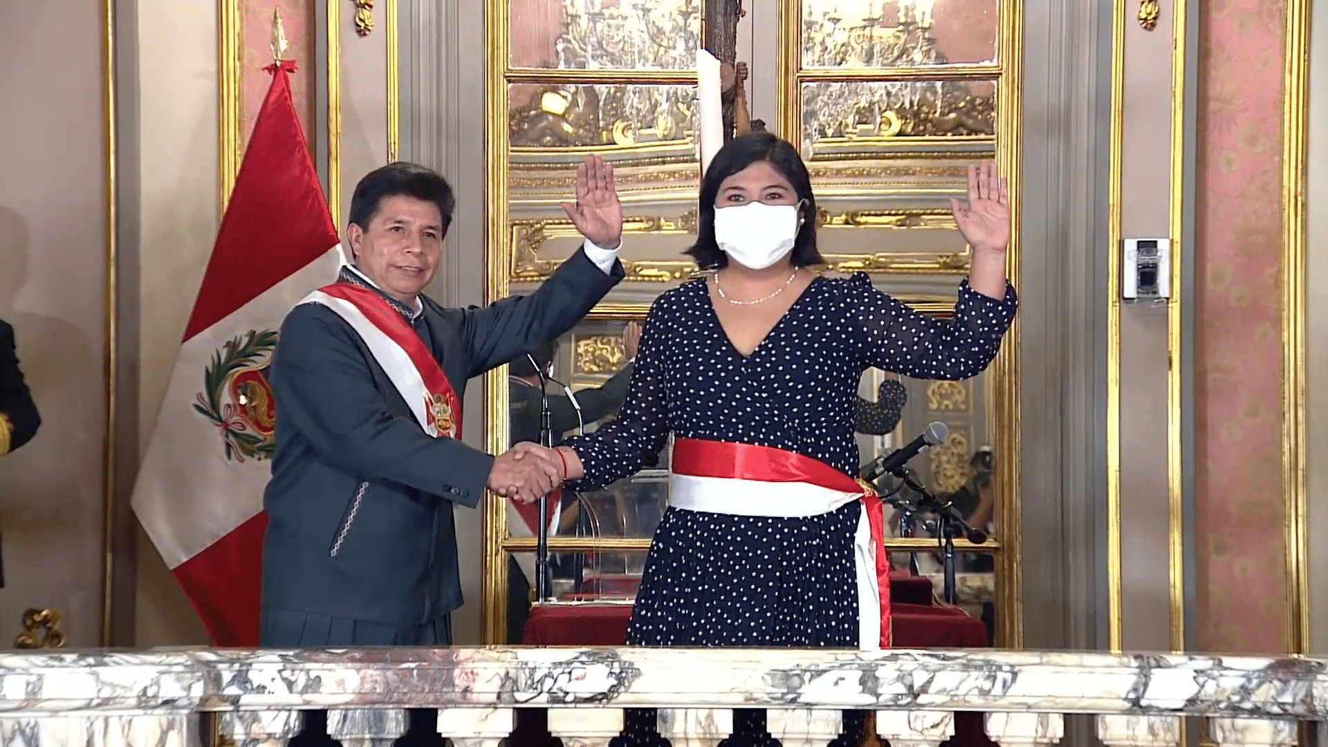 Juramentación_del_nuevo_Gabinete_Ministerial_(parte_dos)_2-41_screenshot