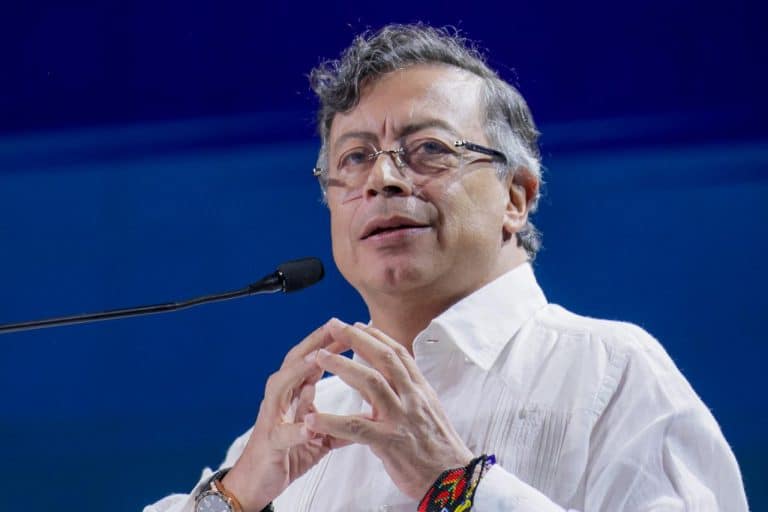 Petro impugna las elecciones en Colombia por «manipulación algorítmica»