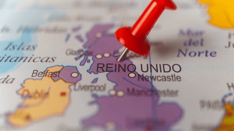 Reino Unido detiene a decenas de personas por planear ataques contra objetivos judíos